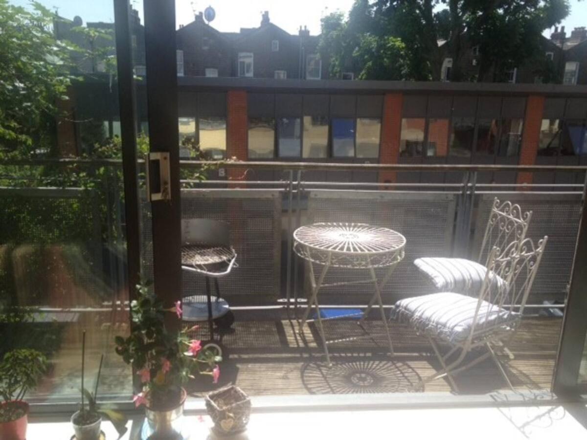 Spacious, Bright And Modern Flat In Holloway Londra Esterno foto